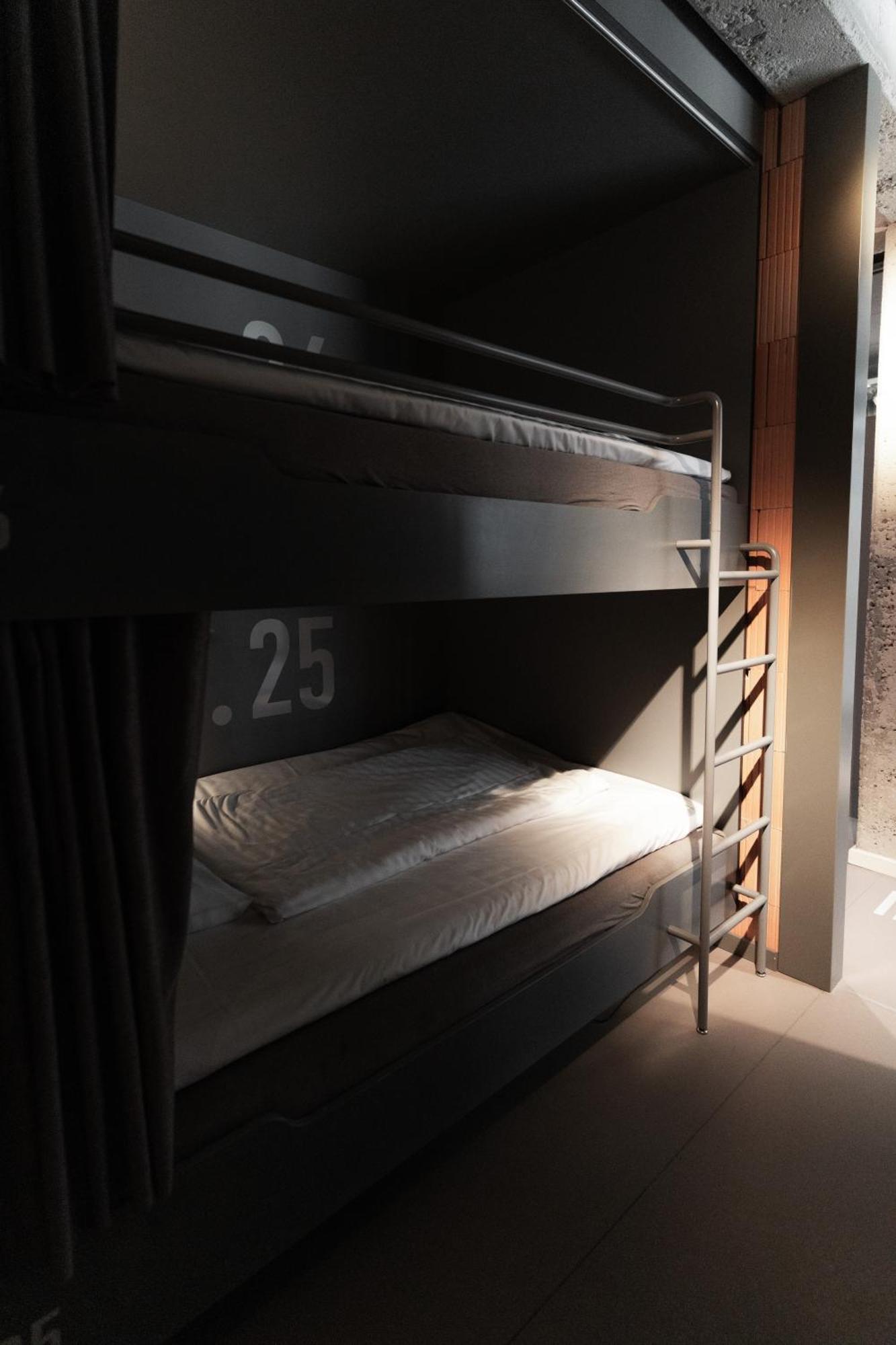 Hostel Roberta'S Society Århus Exteriér fotografie